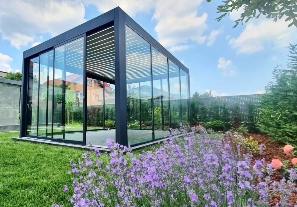 Europergola Glass Closure